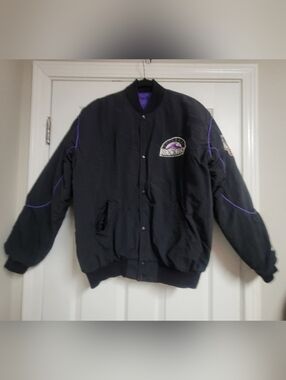 Vintage Starter Colorado Rockies National Leage Jacket Size Large.
